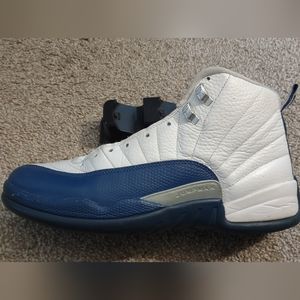 Nike air Jordan retro 12 french blue